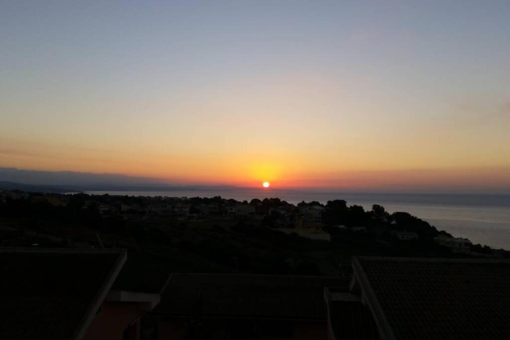 J M Villa Al Mare Con Veduta Spettacolare シャッカ エクステリア 写真